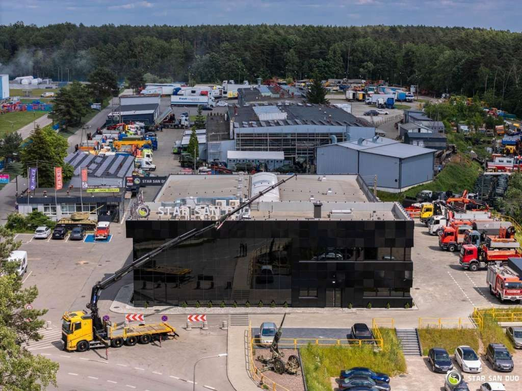 Volvo FH 540 8x4 HMF 6020 Fly Jib Winch - Camion con gru: foto 2 Volvo FH 540 8x4 HMF 6020 Fly Jib Winch - Camion con gru: foto 2