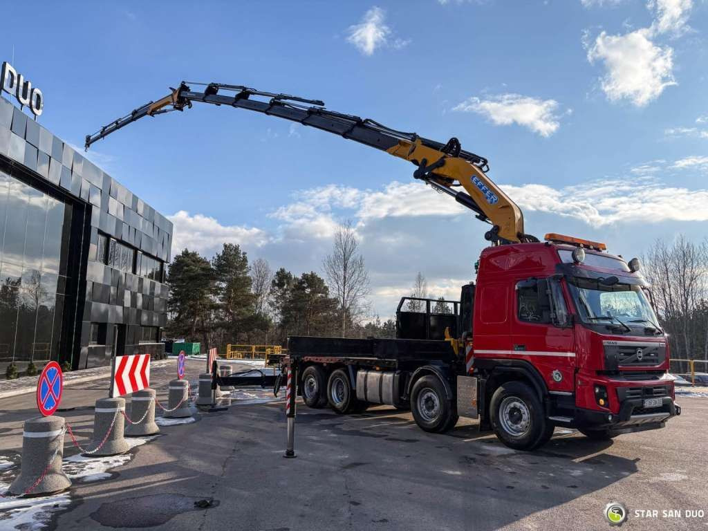 Volvo FMX 500 8x2 Effer 585 Fly Jib Winch Crane Kran Volvo FMX 500 8x2 Effer 585 Fly Jib Winch Crane Kran - Camion con gru, Autocarro con pianale/ Cassone fisso: foto 5 Volvo FMX 500 8x2 Effer 585 Fly Jib Winch Crane Kran Volvo FMX 500 8x2 Effer 585 Fly Jib Winch Crane Kran - Camion con gru, Autocarro con pianale/ Cassone fisso: foto 5