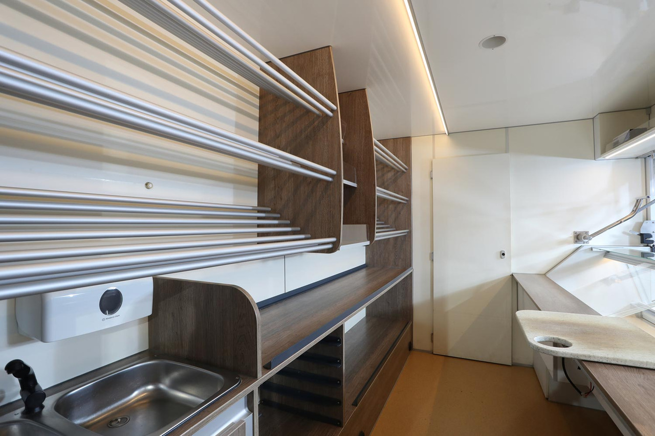 Tourenmobil BORCO HÖHNS - Autonegozio: foto 2 Tourenmobil BORCO HÖHNS - Autonegozio: foto 2