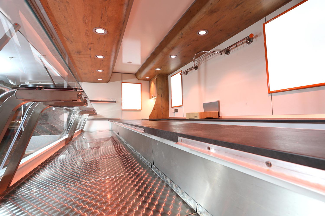 Wochenmarktmobil BORCO HÖHNS - Autonegozio: foto 3 Wochenmarktmobil BORCO HÖHNS - Autonegozio: foto 3