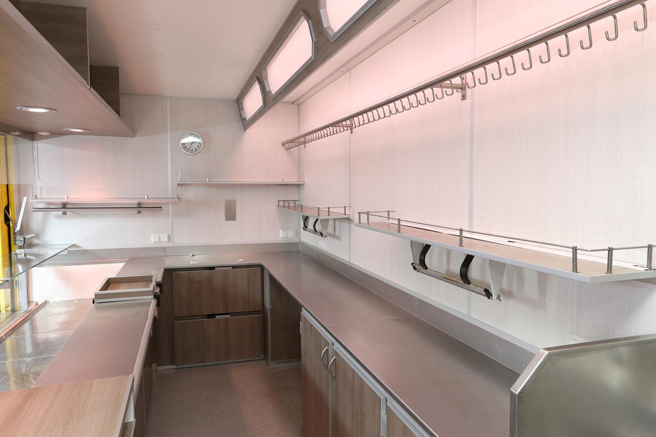 Wochenmarktmobil Esselmann - Autonegozio: foto 4 Wochenmarktmobil Esselmann - Autonegozio: foto 4