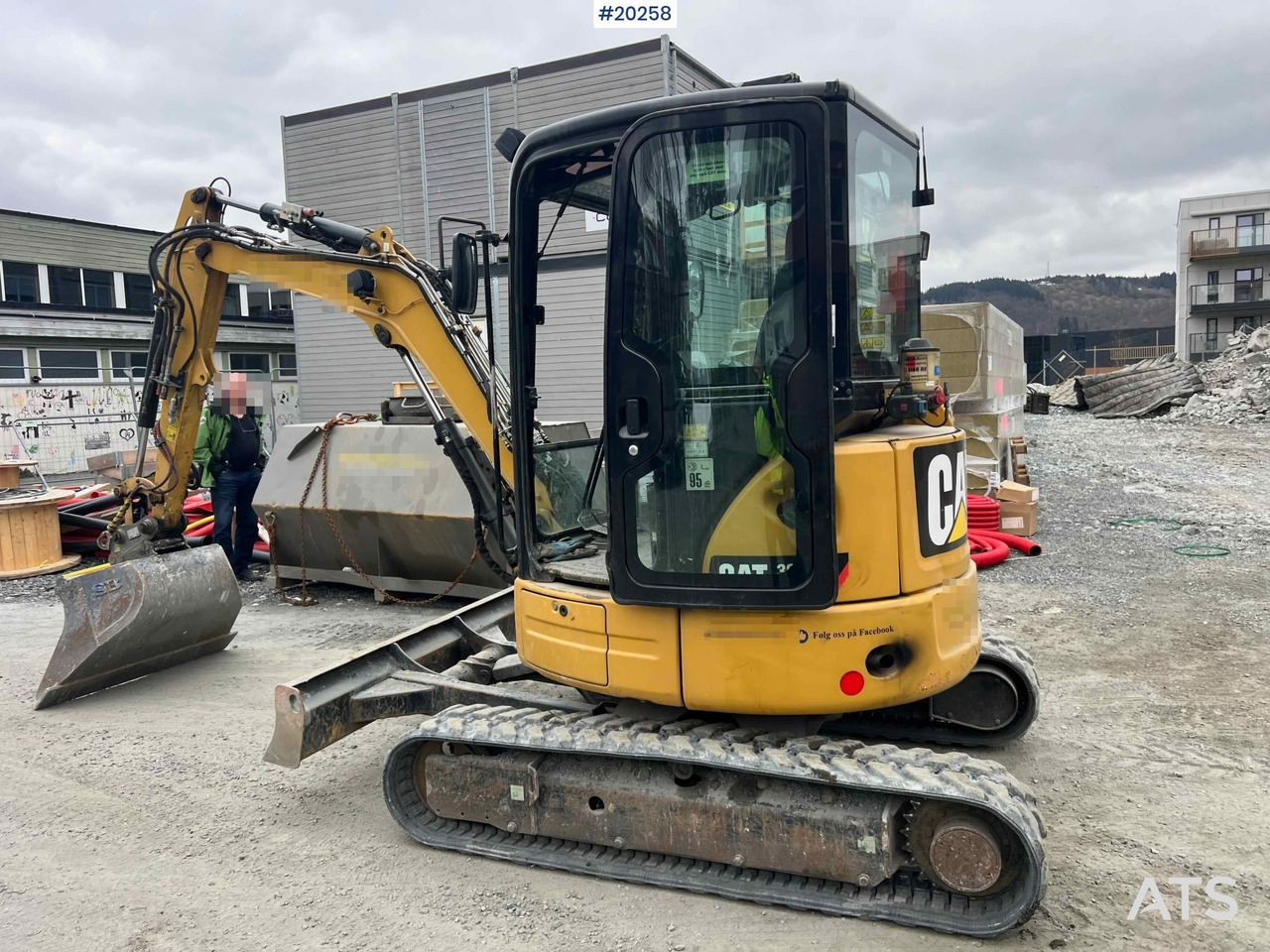 Escavatore Caterpillar 303.5ECR: foto 20