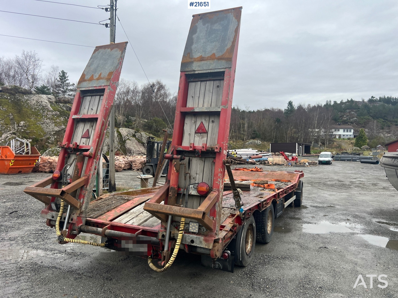 Damm 3 akslet maskinhenger m/ hydrauliske kjørebroer - Rimorchio bisarca: foto 4 Damm 3 akslet maskinhenger m/ hydrauliske kjørebroer - Rimorchio bisarca: foto 4