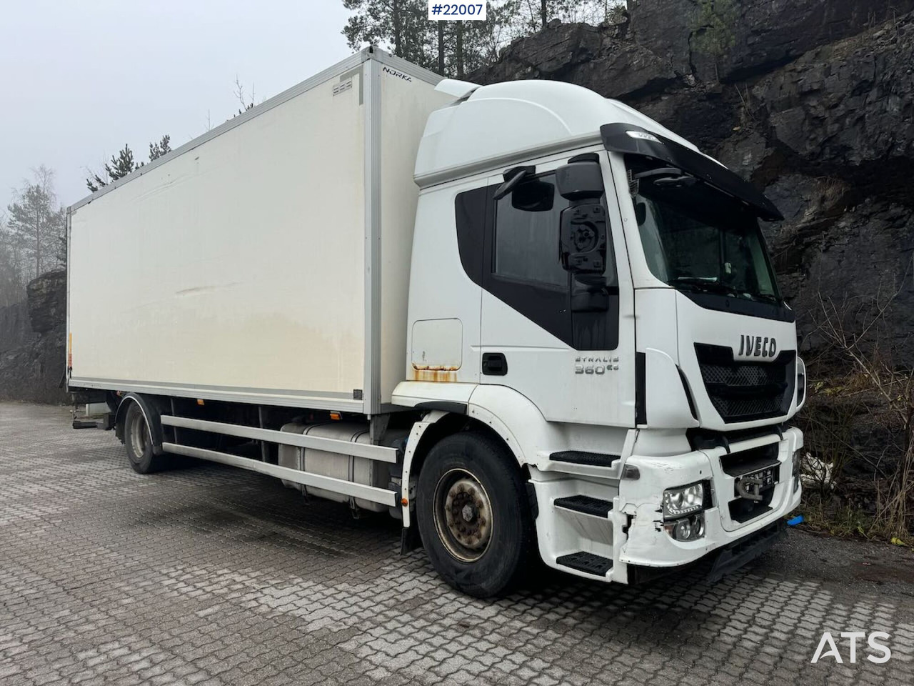 Iveco Stralis 360 4x2 skapbil m/ full sideåping. Rep objekt. - Autocarro furgonato: foto 2 Iveco Stralis 360 4x2 skapbil m/ full sideåping. Rep objekt. - Autocarro furgonato: foto 2