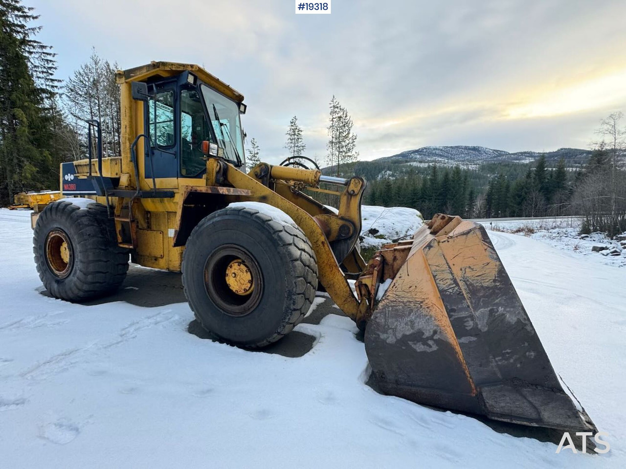 Komatsu WA 380 - Pala gommata: foto 1 Komatsu WA 380 - Pala gommata: foto 1