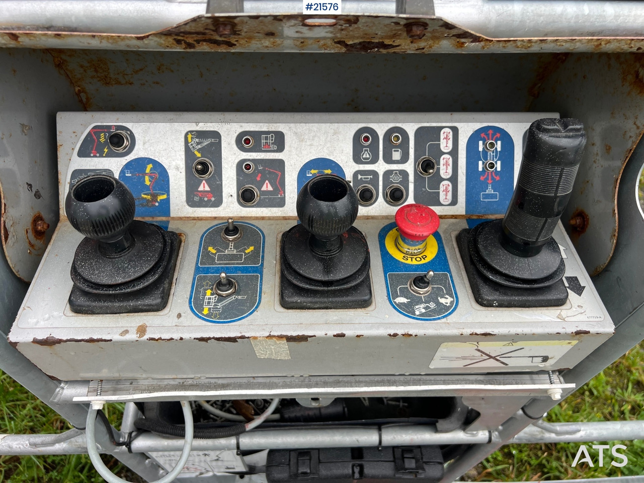 Manitou 200 ATJ Teleskoplift - Piattaforma articolata: foto 3 Manitou 200 ATJ Teleskoplift - Piattaforma articolata: foto 3