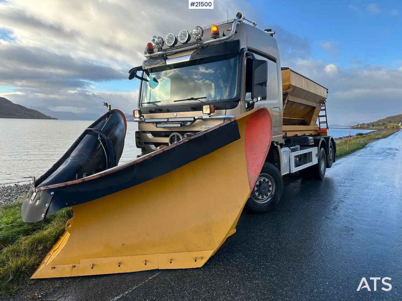 Mercedes Actros 2848 4x4+2 brøyterigget krokbil - Autocarro scarrabile: foto 1 Mercedes Actros 2848 4x4+2 brøyterigget krokbil - Autocarro scarrabile: foto 1