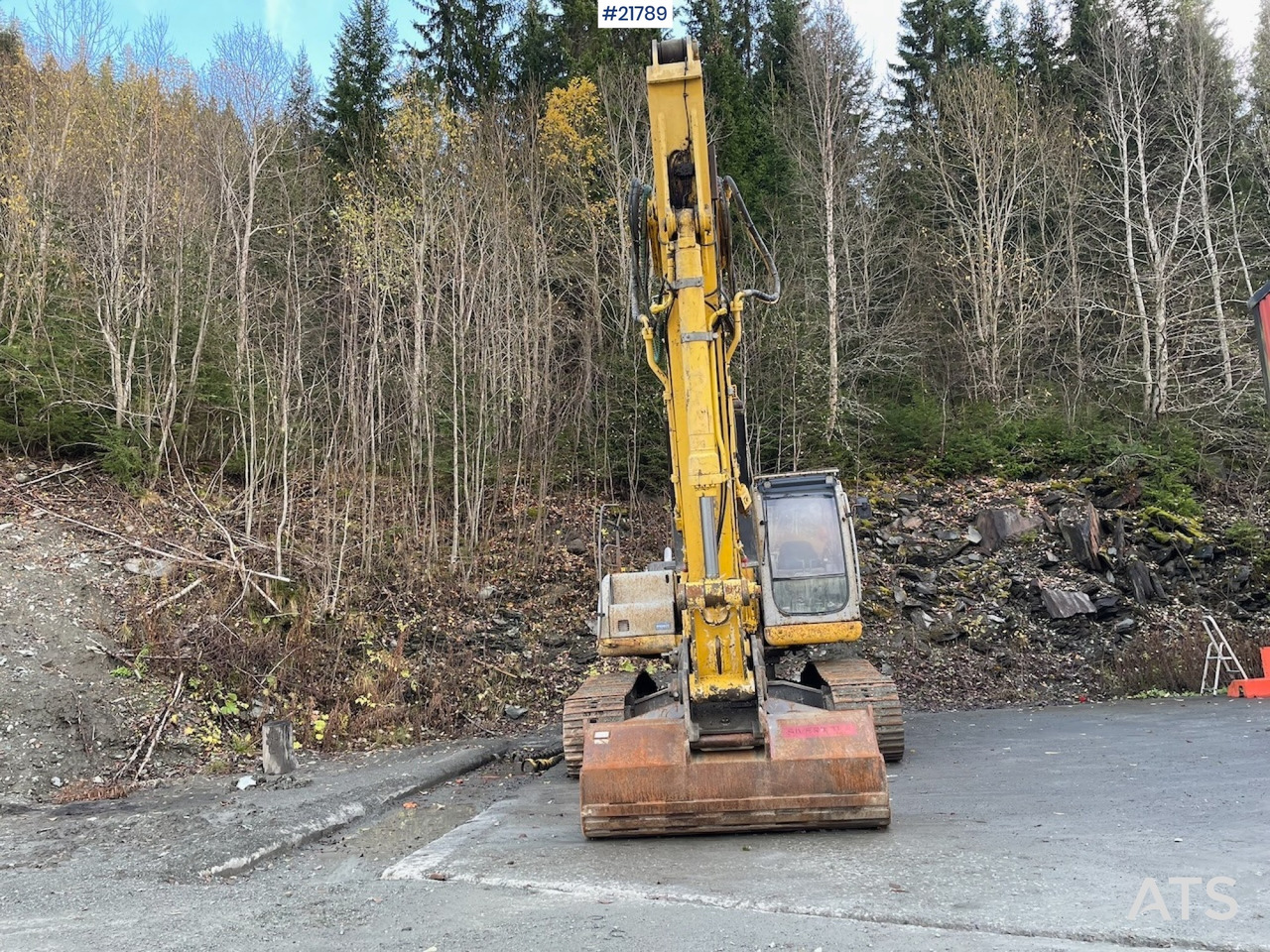 New Holland E265 med graveskuffe - Escavatore cingolato: foto 3 New Holland E265 med graveskuffe - Escavatore cingolato: foto 3