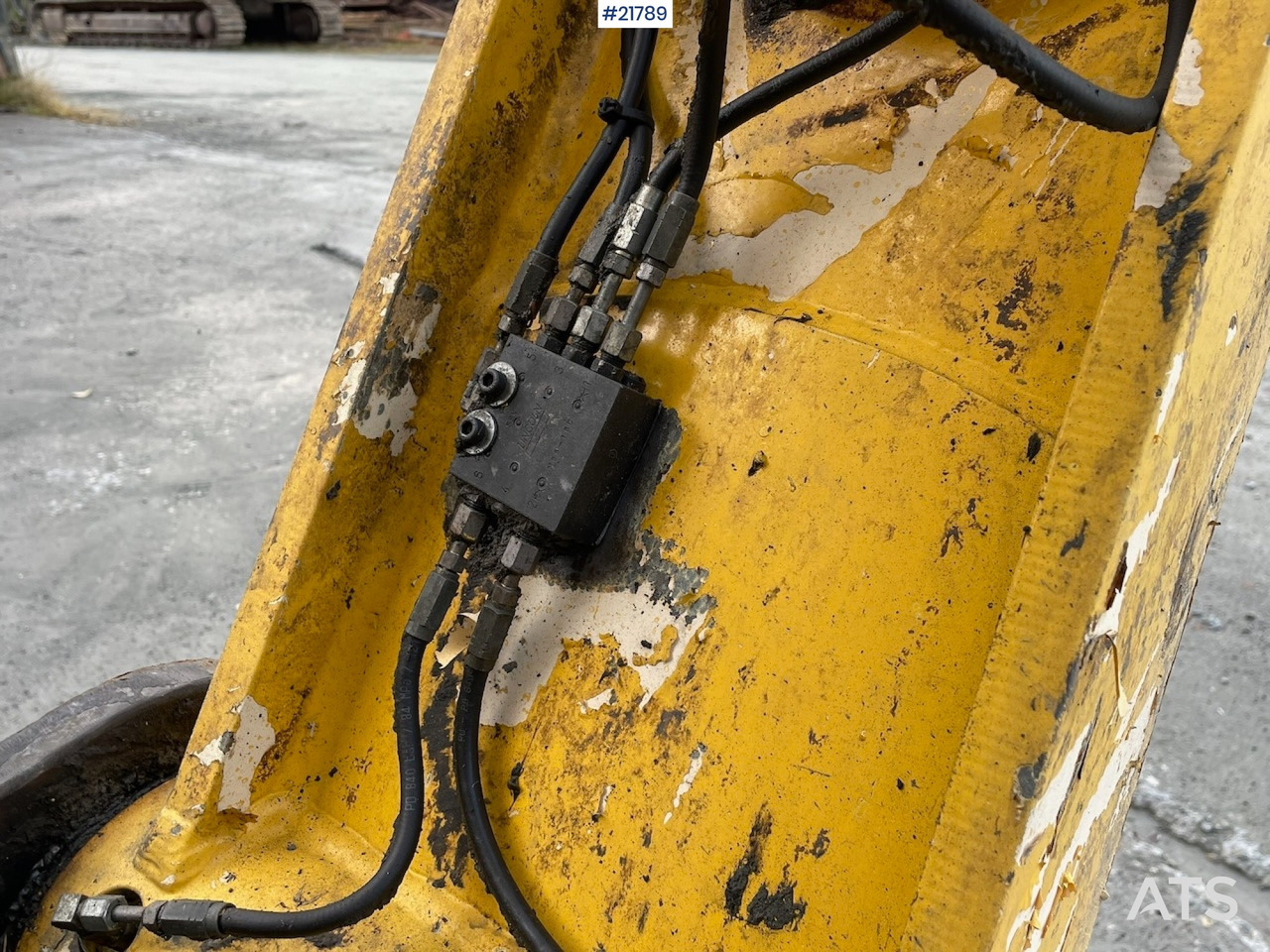 Escavatore cingolato New Holland E265 med graveskuffe: foto 22