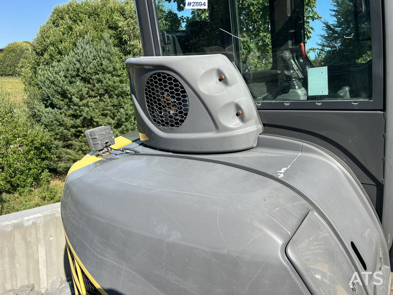 Escavatore cingolato New Holland E55B: foto 13