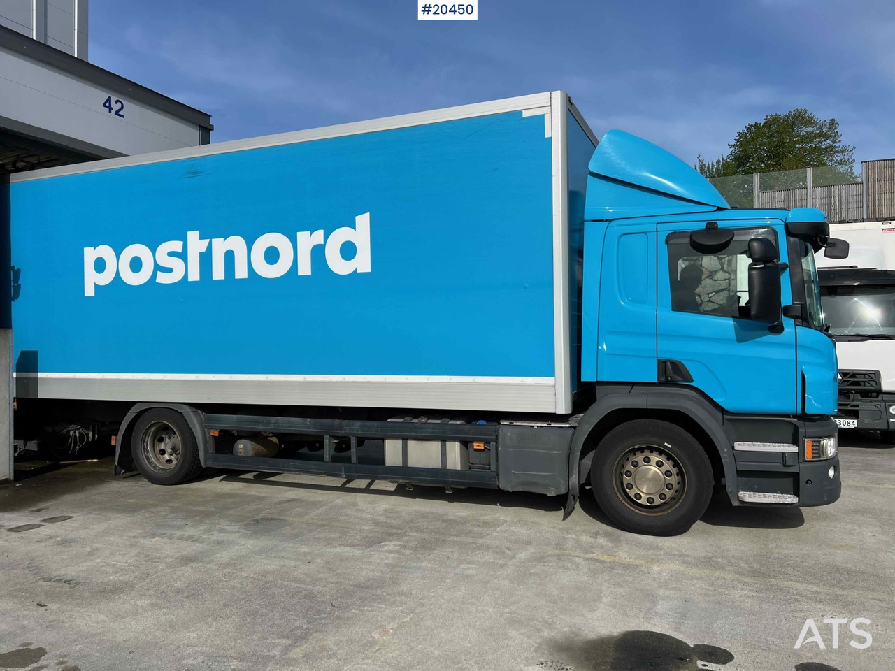 Scania P280 4x2 Skapbil m/ lift og full sideåpning. SE VIDEO - Autocarro furgonato: foto 2 Scania P280 4x2 Skapbil m/ lift og full sideåpning. SE VIDEO - Autocarro furgonato: foto 2