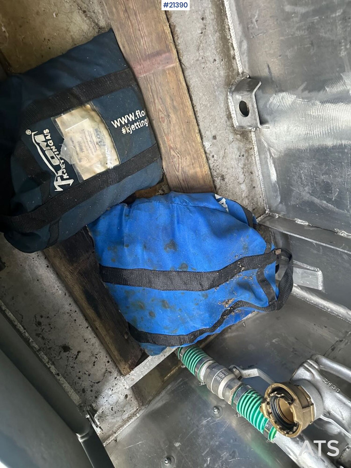 Camion cisterna Scania R380 6x2 tankbil m/ eurotank påbygg: foto 28