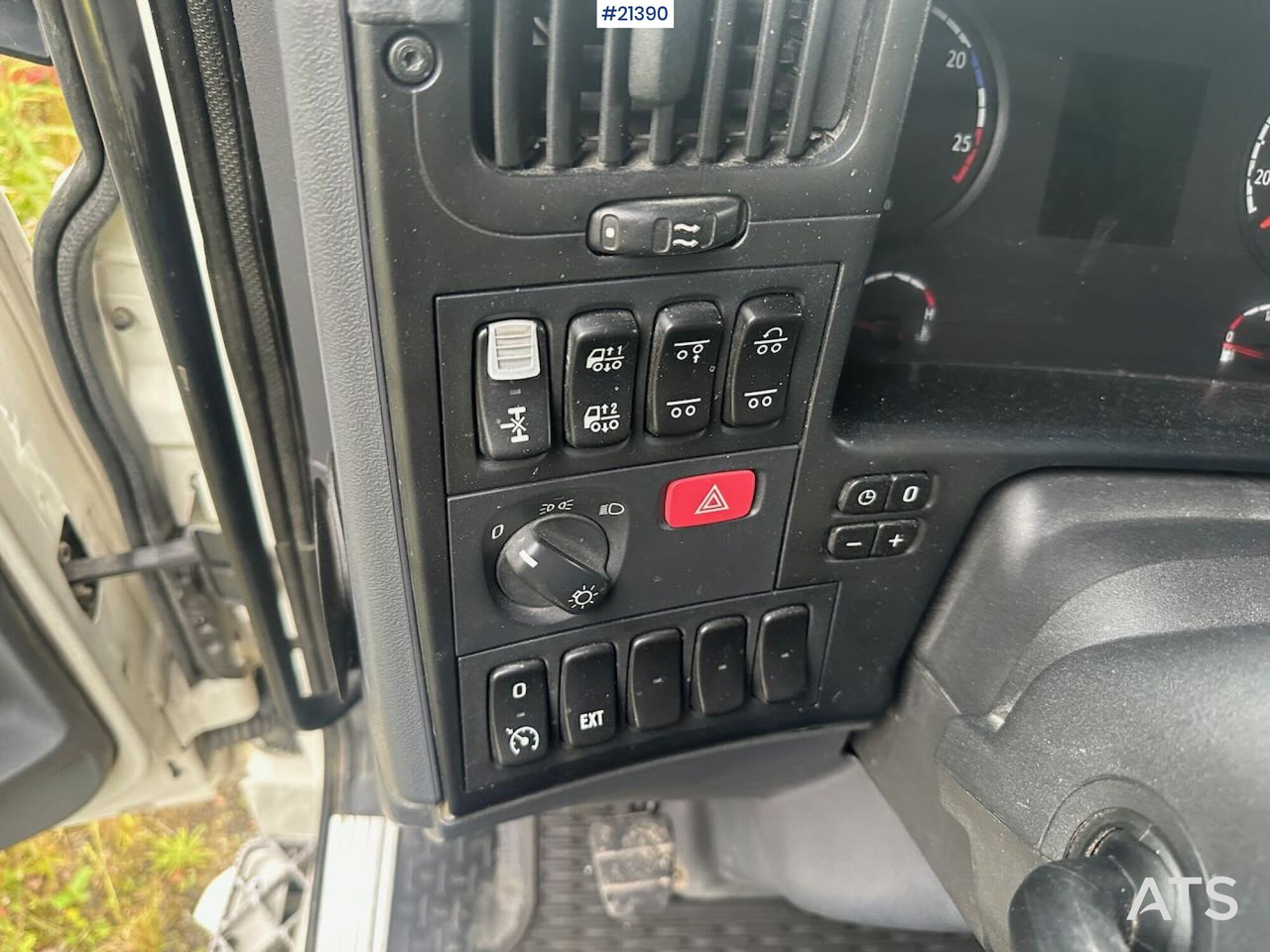 Camion cisterna Scania R380 6x2 tankbil m/ eurotank påbygg: foto 13