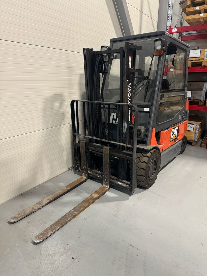 Toyota 7FBMF30 Motvektstruck - Carrello elevatore elettrico: foto 3 Toyota 7FBMF30 Motvektstruck - Carrello elevatore elettrico: foto 3