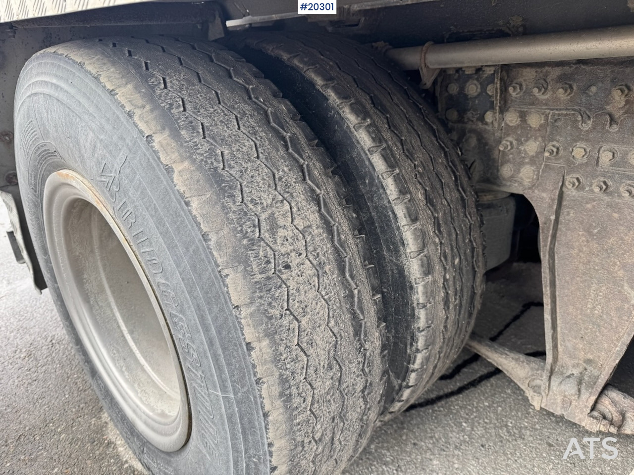 Autocarro scarrabile Volvo FH540: foto 15