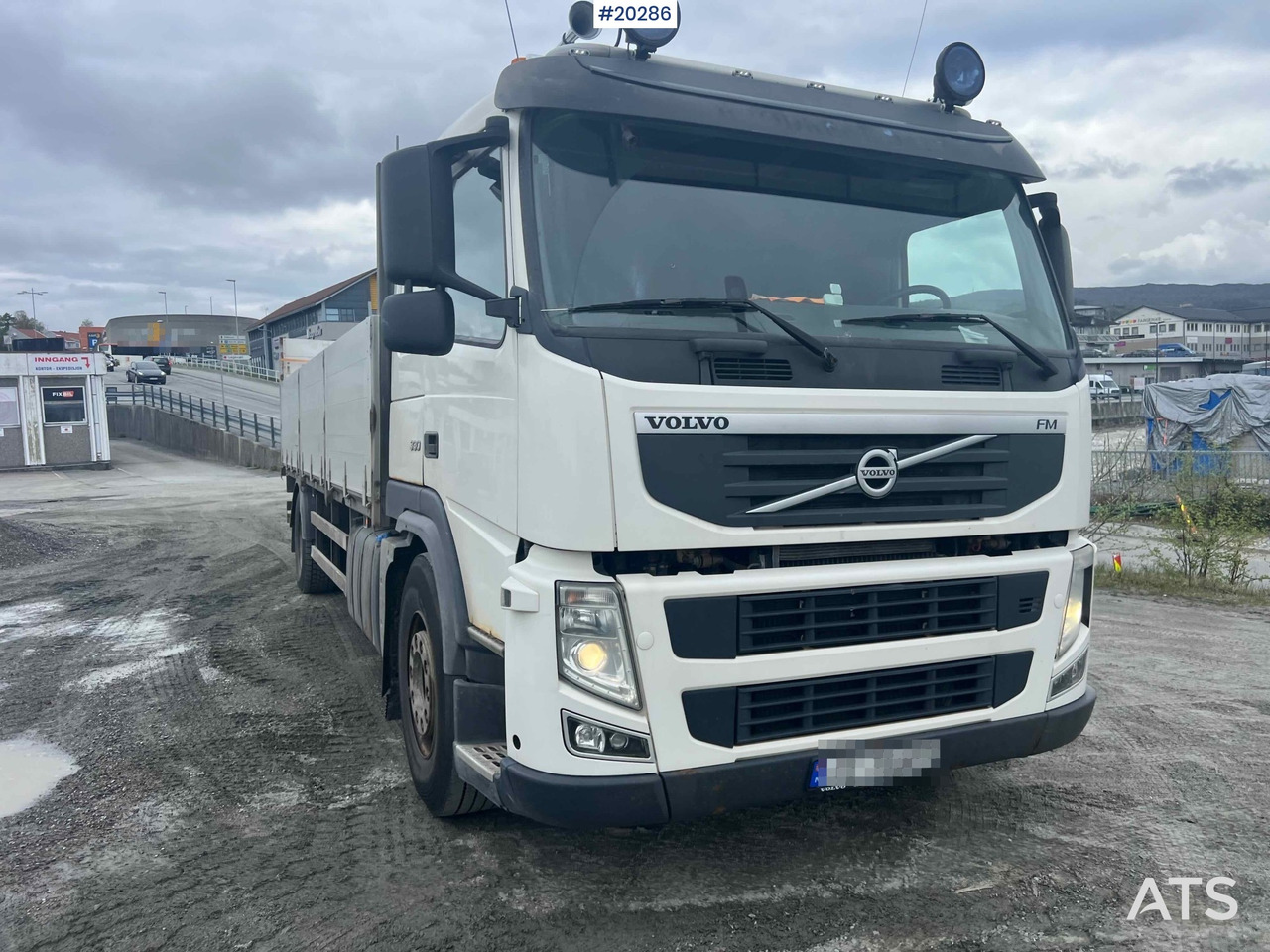 Volvo FM - Autocarro con pianale/ Cassone fisso: foto 4 Volvo FM - Autocarro con pianale/ Cassone fisso: foto 4