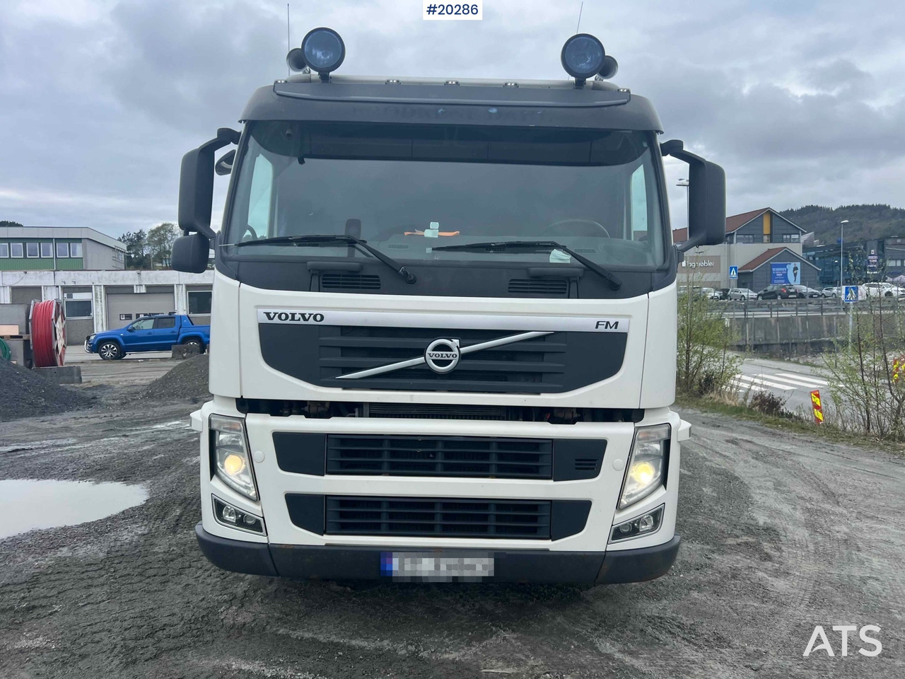 Volvo FM - Autocarro con pianale/ Cassone fisso: foto 2 Volvo FM - Autocarro con pianale/ Cassone fisso: foto 2