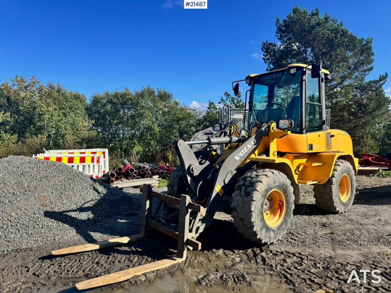 Volvo L30G - Pala gommata: foto 1 Volvo L30G - Pala gommata: foto 1