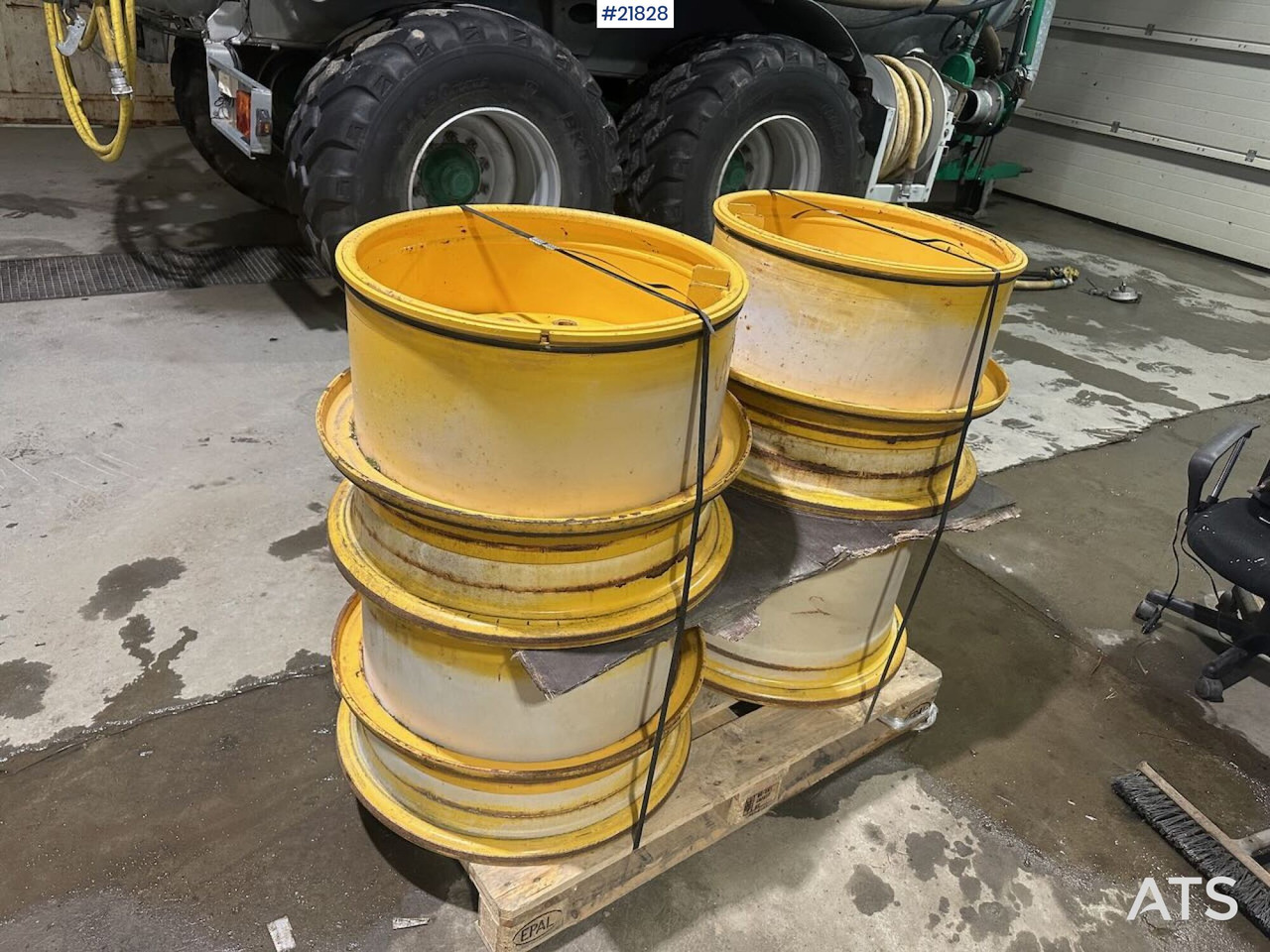 Volvo L60H - Cerchione per Macchina da cantiere: foto 1 Volvo L60H - Cerchione per Macchina da cantiere: foto 1