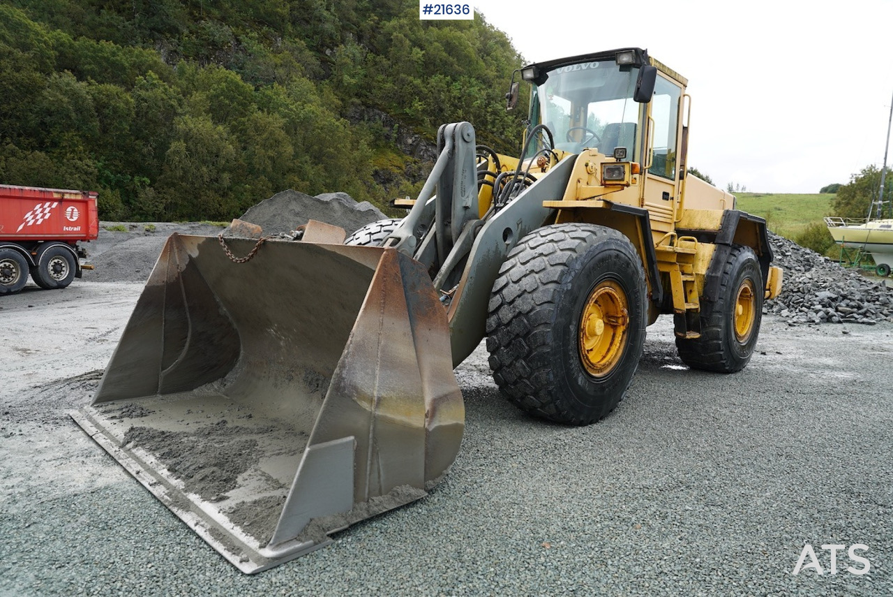 Volvo Volvo L120C hjullaster med 3. funksjon - Pala gommata: foto 4 Volvo Volvo L120C hjullaster med 3. funksjon - Pala gommata: foto 4