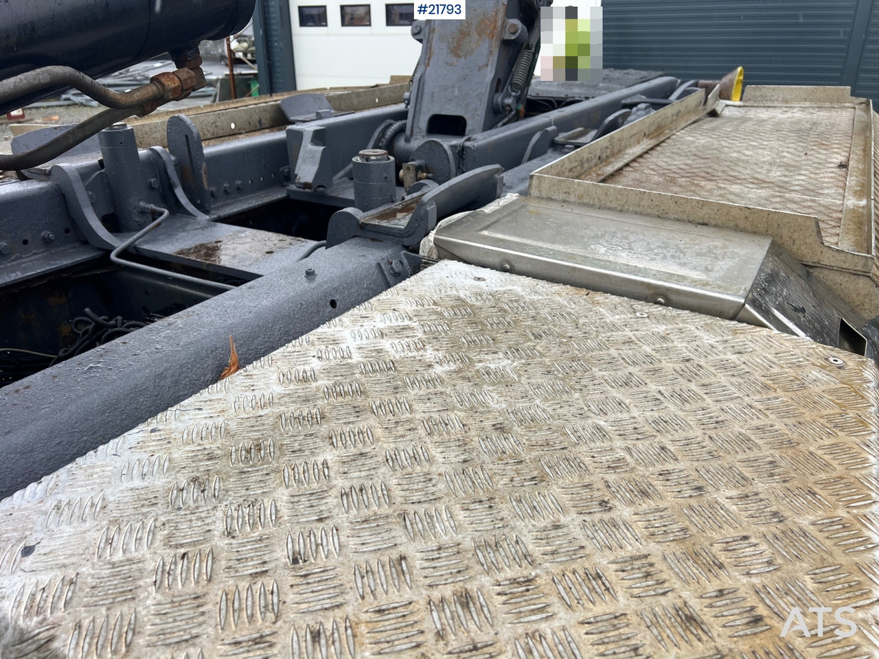 Autocarro scarrabile Volvo fh16 8x4 pusher krokbil m/ 24T multilift Krok: foto 22 Autocarro scarrabile Volvo fh16 8x4 pusher krokbil m/ 24T multilift Krok: foto 22