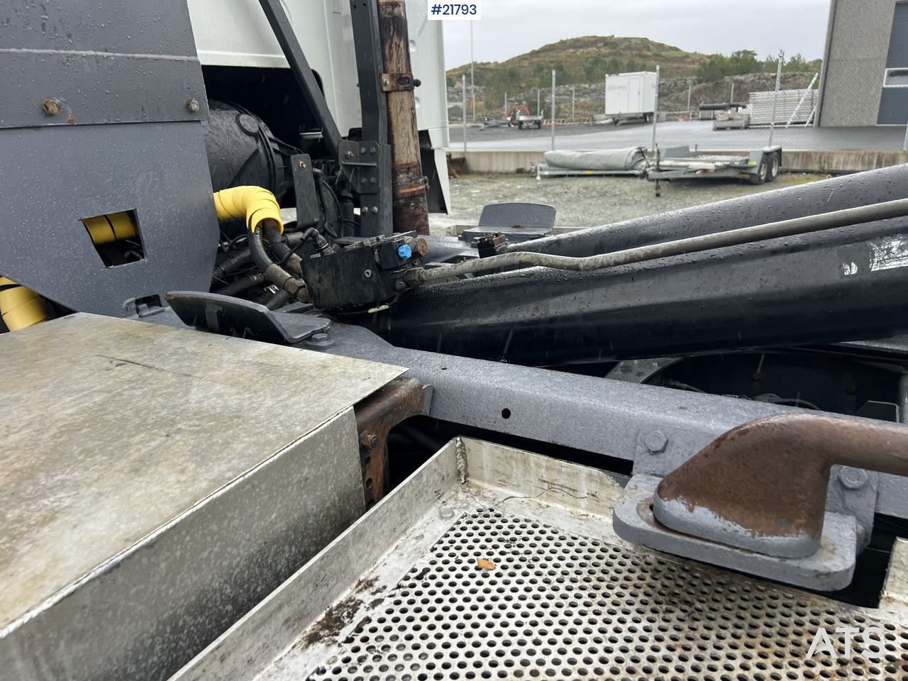 Autocarro scarrabile Volvo fh16 8x4 pusher krokbil m/ 24T multilift Krok: foto 20 Autocarro scarrabile Volvo fh16 8x4 pusher krokbil m/ 24T multilift Krok: foto 20