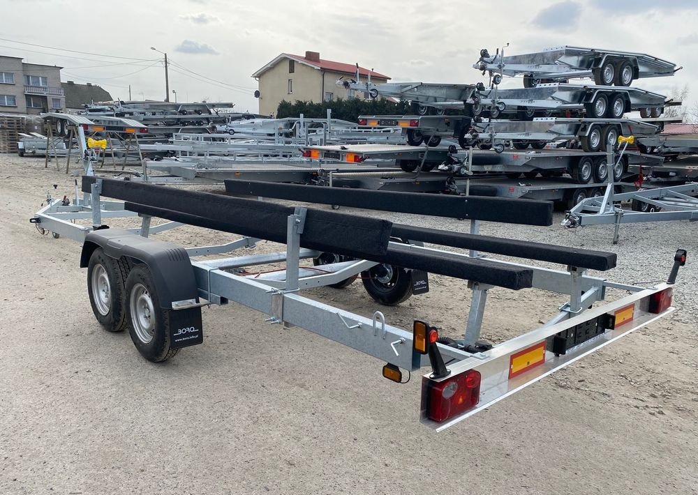 Boro PRZYCZEPA PODŁODZIOWA STYL AMERYKAŃSKI 7,30m - Carrello per barca: foto 3 Boro PRZYCZEPA PODŁODZIOWA STYL AMERYKAŃSKI 7,30m - Carrello per barca: foto 3