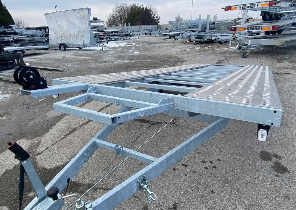 Boro Przyczepa uchylna 5,00 x 2,10 - Rimorchio scarrabile/ Multibenna: foto 3 Boro Przyczepa uchylna 5,00 x 2,10 - Rimorchio scarrabile/ Multibenna: foto 3