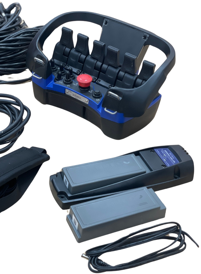 Remote control Scanreco for 6 functions RM6-SCANRECO - Sistema elettrico per Gru per autocarro: foto 3 Remote control Scanreco for 6 functions RM6-SCANRECO - Sistema elettrico per Gru per autocarro: foto 3