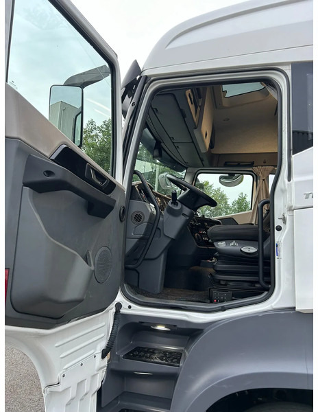 BMC TUGHRA 1846 TGR 460PK Euro 6 powered by Iveco / Automatic gearbox ZF - Trattore stradale: foto 5 BMC TUGHRA 1846 TGR 460PK Euro 6 powered by Iveco / Automatic gearbox ZF - Trattore stradale: foto 5