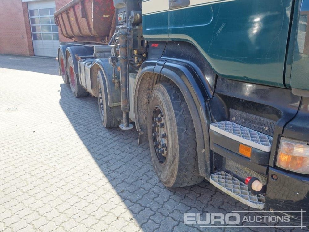 2005 Scania R420 8X2/4 - Camion con gru: foto 4 2005 Scania R420 8X2/4 - Camion con gru: foto 4