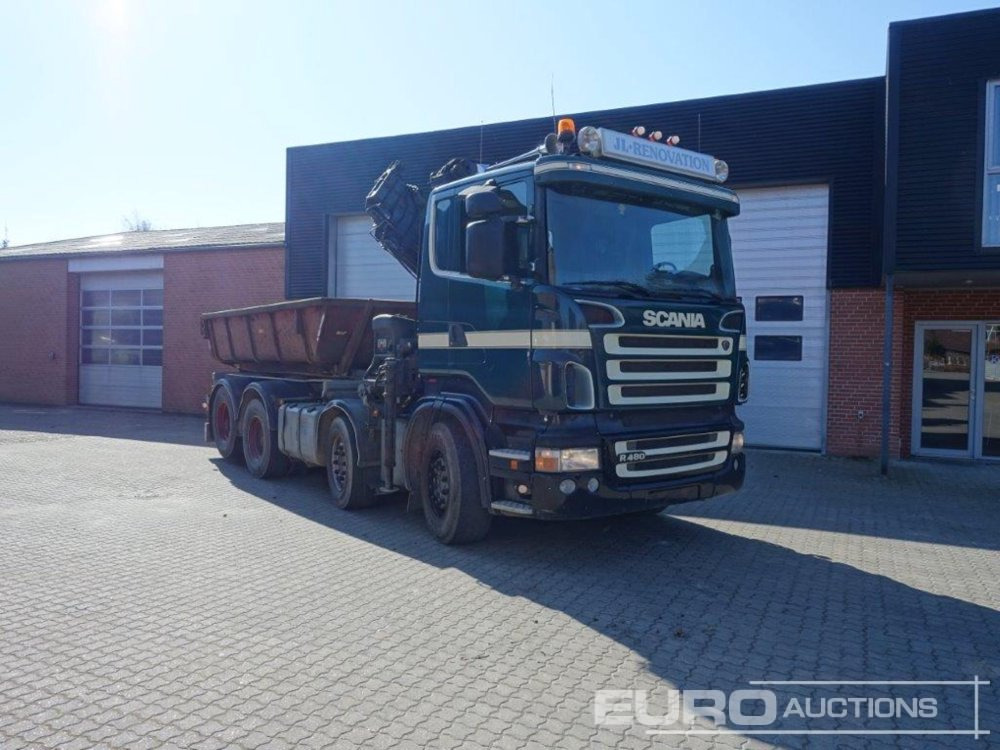 2005 Scania R420 8X2/4 - Camion con gru: foto 2 2005 Scania R420 8X2/4 - Camion con gru: foto 2
