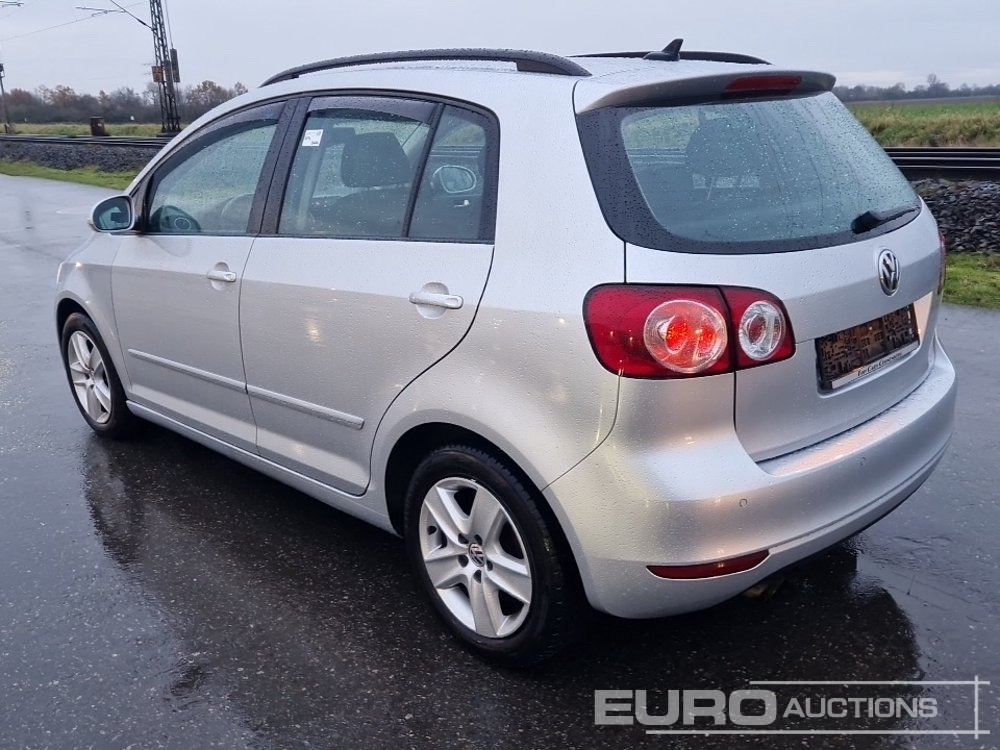 2009 Volkswagen Golf Plus, Petrol, Automatic Gearbox, AC, Electric Windows, All Weather Tyres (German Reg. Docs. Available) - Autovettura: foto 3 2009 Volkswagen Golf Plus, Petrol, Automatic Gearbox, AC, Electric Windows, All Weather Tyres (German Reg. Docs. Available) - Autovettura: foto 3