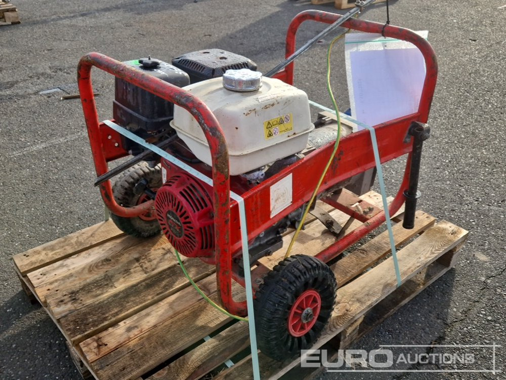 2011 Pramac E8000 - Gruppo elettrogeno: foto 3 2011 Pramac E8000 - Gruppo elettrogeno: foto 3