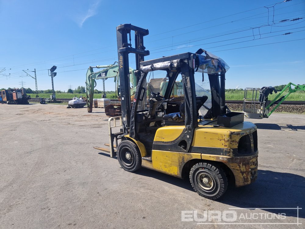 2012 Yale GDP35VX - Carrello elevatore: foto 2 2012 Yale GDP35VX - Carrello elevatore: foto 2
