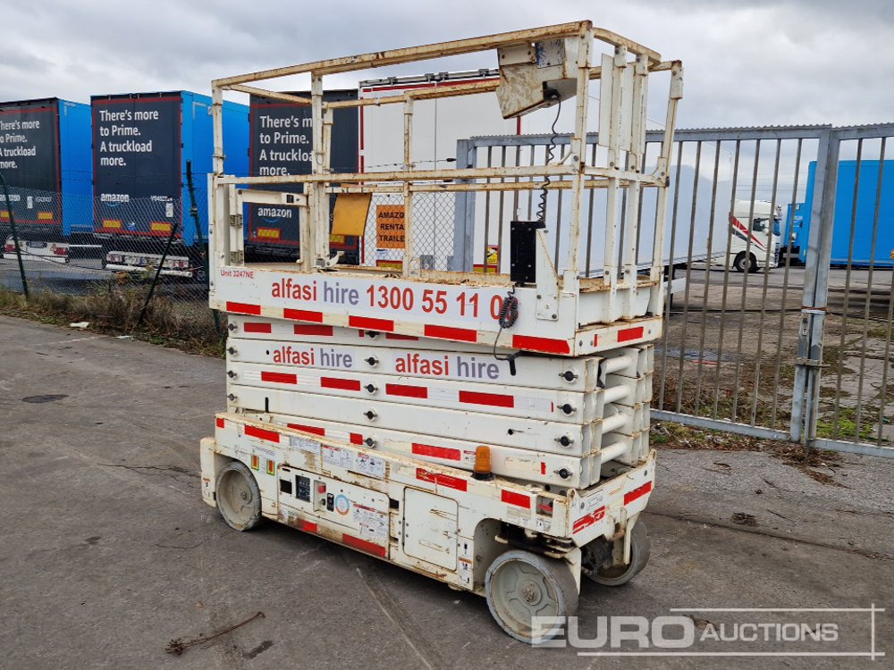 2013 Genie GS3232 - Piattaforma aerea: foto 3 2013 Genie GS3232 - Piattaforma aerea: foto 3