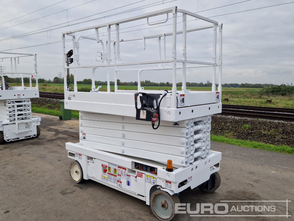 2013 Haulotte Compact 14 - Piattaforma aerea: foto 3 2013 Haulotte Compact 14 - Piattaforma aerea: foto 3