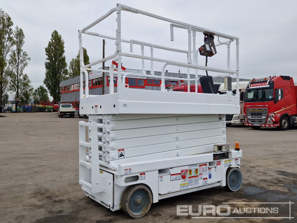2013 Haulotte Compact 14 - Piattaforma aerea: foto 4 2013 Haulotte Compact 14 - Piattaforma aerea: foto 4
