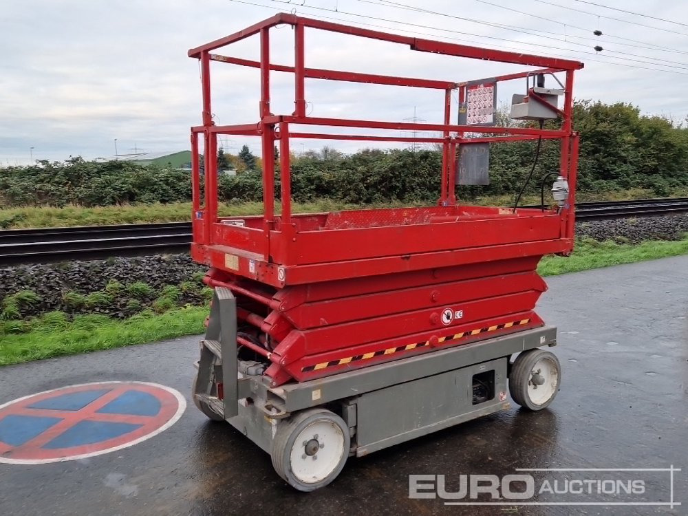 2013 SkyJack SJIII-4626 - Piattaforma aerea: foto 1 2013 SkyJack SJIII-4626 - Piattaforma aerea: foto 1