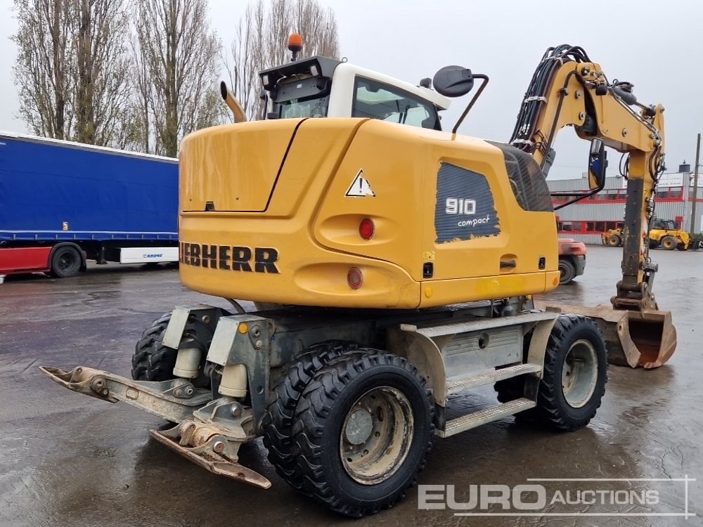 2014 Liebherr A910 Compact - Escavatore gommato: foto 5 2014 Liebherr A910 Compact - Escavatore gommato: foto 5