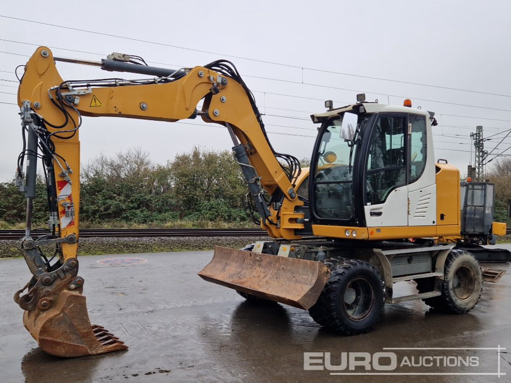 2014 Liebherr A910 Compact - Escavatore gommato: foto 1 2014 Liebherr A910 Compact - Escavatore gommato: foto 1