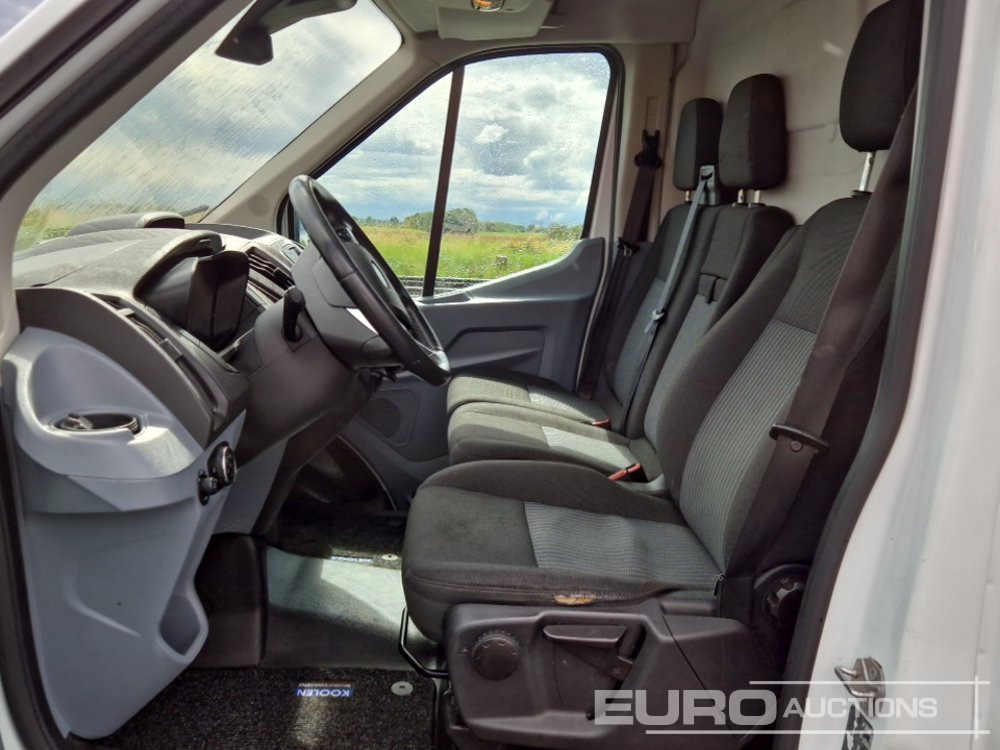 Furgone chiuso 2015 Ford Transit: foto 26 Furgone chiuso 2015 Ford Transit: foto 26