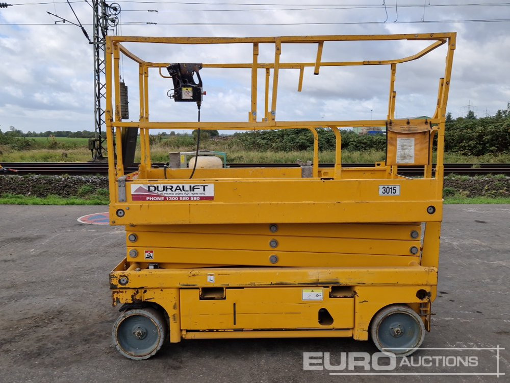 2015 Haulotte Compact 10 - Piattaforma aerea: foto 2 2015 Haulotte Compact 10 - Piattaforma aerea: foto 2