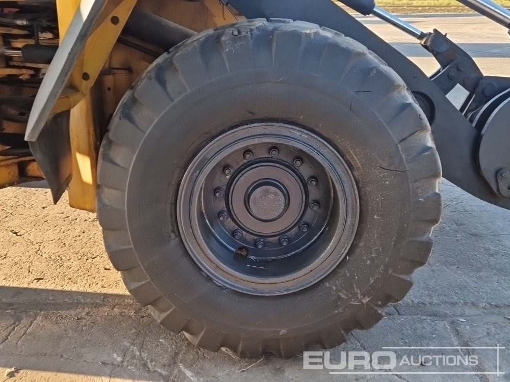 2015 JCB 427HTT4 - Pala gommata: foto 2 2015 JCB 427HTT4 - Pala gommata: foto 2