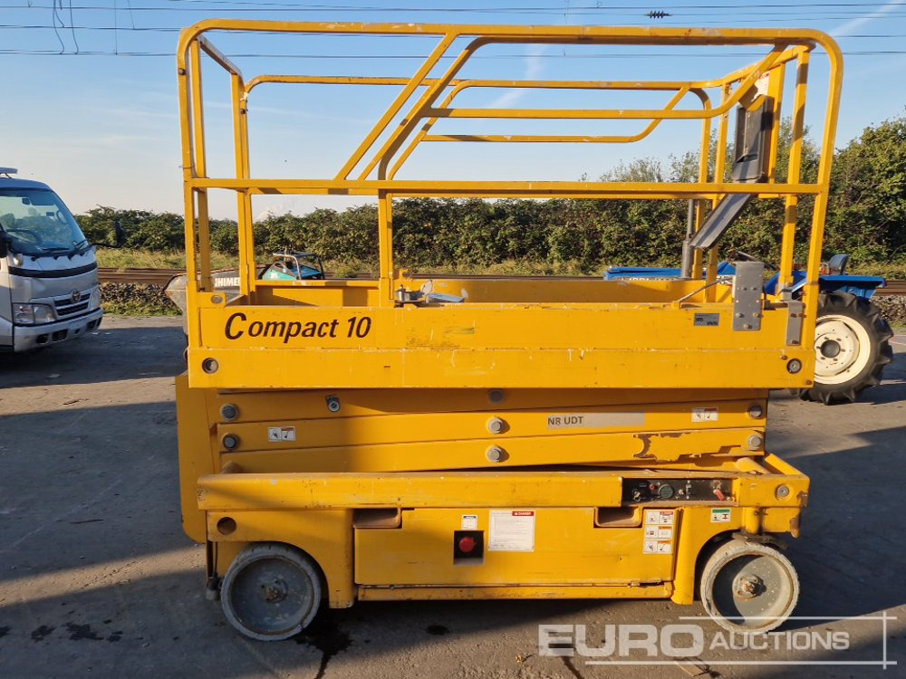2016 Haulotte Compact 10 - Piattaforma aerea: foto 2 2016 Haulotte Compact 10 - Piattaforma aerea: foto 2