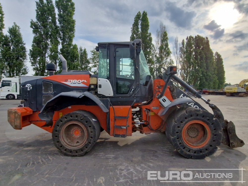 Pala gommata 2018 Hitachi ZW180-6: foto 6