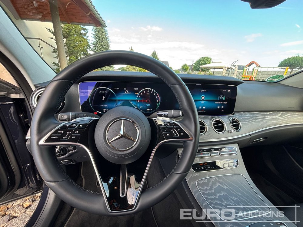 Autovettura 2022 Mercedes E -Klasse T-Modell E300 e, 2.0 Petrol Plug-In Hybrid, Agility Suspension, Head-Up, Burmester Sound System, Electric Windows, Parking Sensor, Navi, Heated Seats, A/C, Mercedes Me Function: foto 11