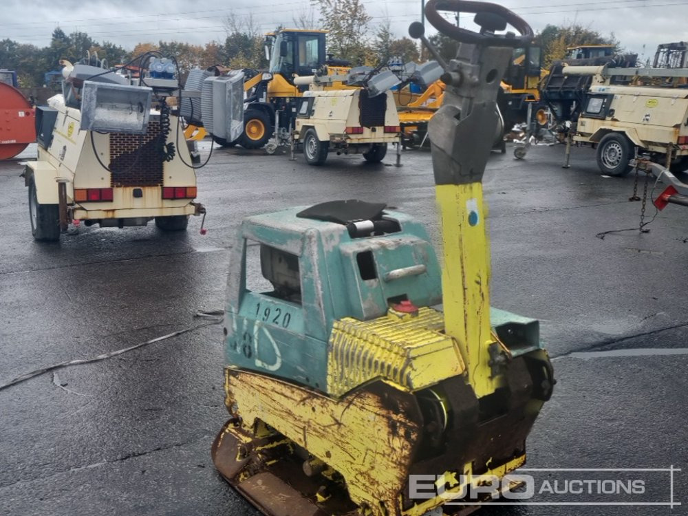 Ammann Diesel Vibrating Compaction Plate - Asfaltatrice: foto 3 Ammann Diesel Vibrating Compaction Plate - Asfaltatrice: foto 3