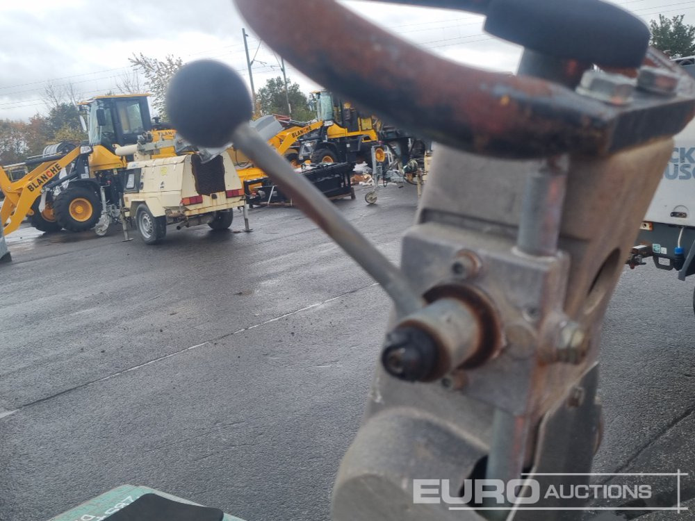 Asfaltatrice Ammann Diesel Vibrating Compaction Plate: foto 23