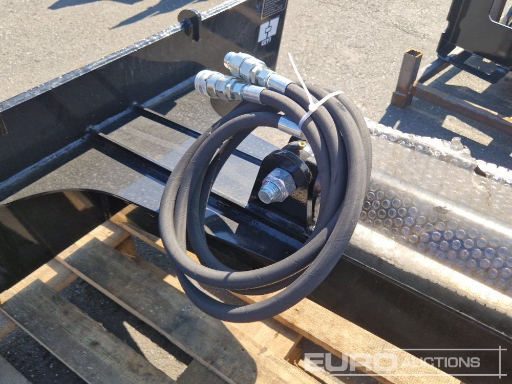 Unused Excavator Attachment to suit Skidsteer Loader - Attrezzatura per Minipala: foto 4 Unused Excavator Attachment to suit Skidsteer Loader - Attrezzatura per Minipala: foto 4
